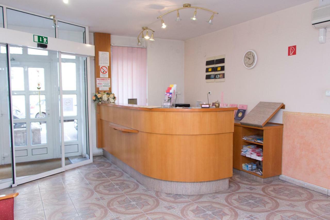 Bella Hotel Σέγκεντ Εξωτερικό φωτογραφία